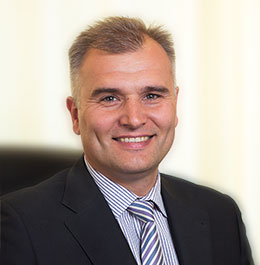 Владимир Кухарчук. Директор