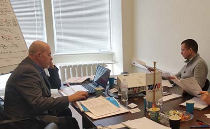 Участие в курсе приняли специалисты, уполномоченные руководством предприятий проводить внутренние аудиты систем менеджмента охраны здоровья и обеспечения безопасности труда.